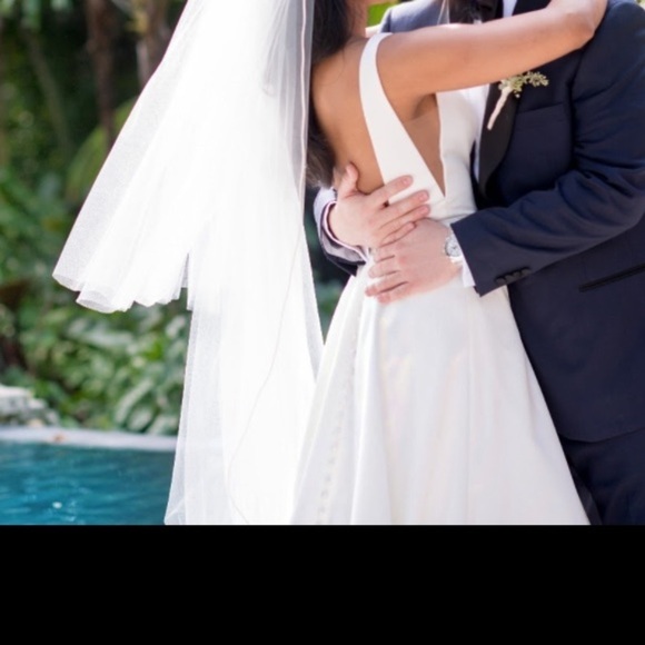 MIKAELLA wedding gown by PALOMA BLANCA backless in satin in Small/XS - Picture 4 of 15